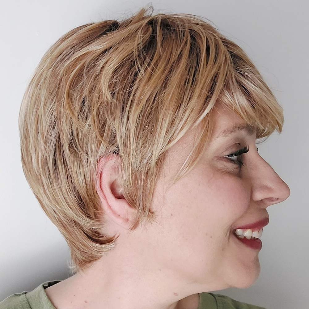 Wig - Picture 2 of 4